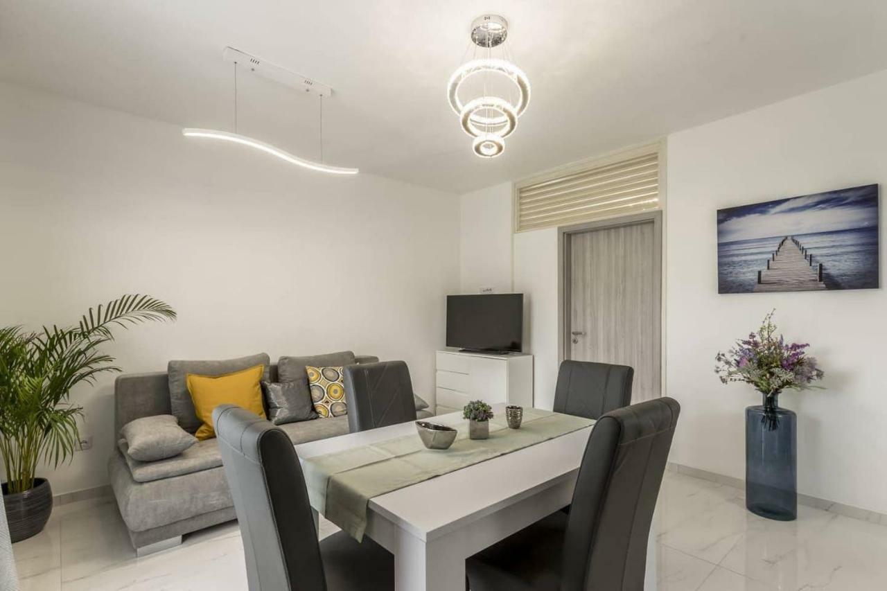 Royal Silver Apartment Vodice Exteriér fotografie